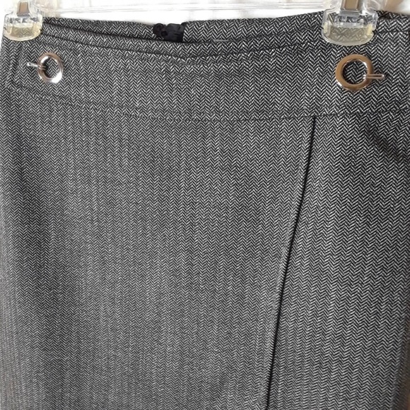 H&M - Black and White Herringbone Midi Skirt - Size 2 - NWOT - Picture 8 of 8